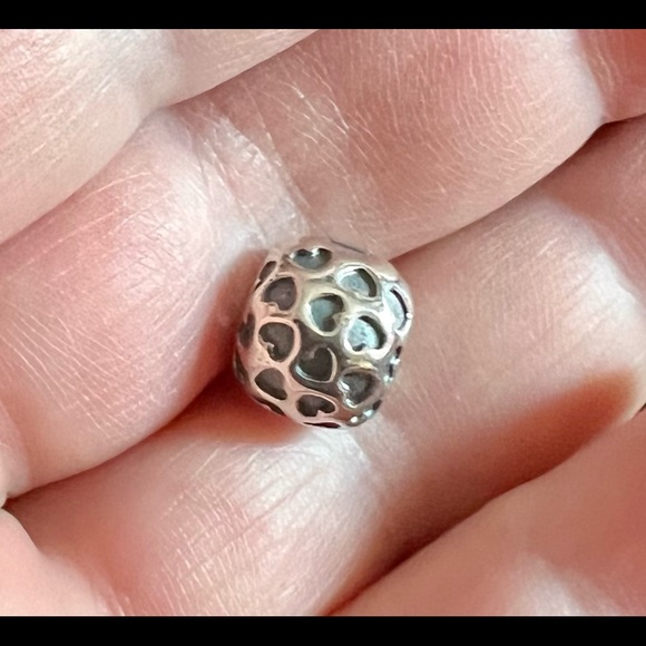 Pandora black hearts charm clip for bracelets - Picture 2 of 6